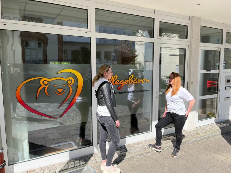 Mitarbeiter Büro Büren